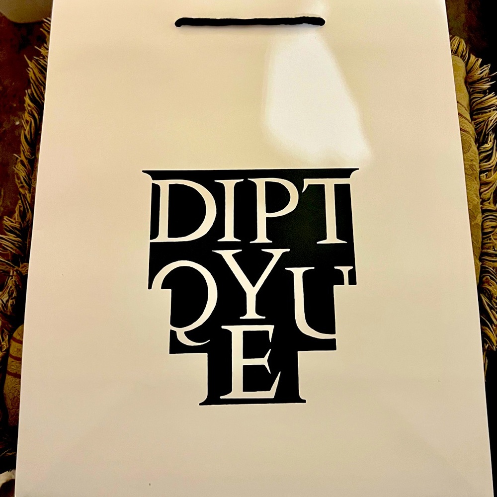 16” x 13” Diptyqueparis Diptyque Paper Shopping Bag Gift Tote Black & White